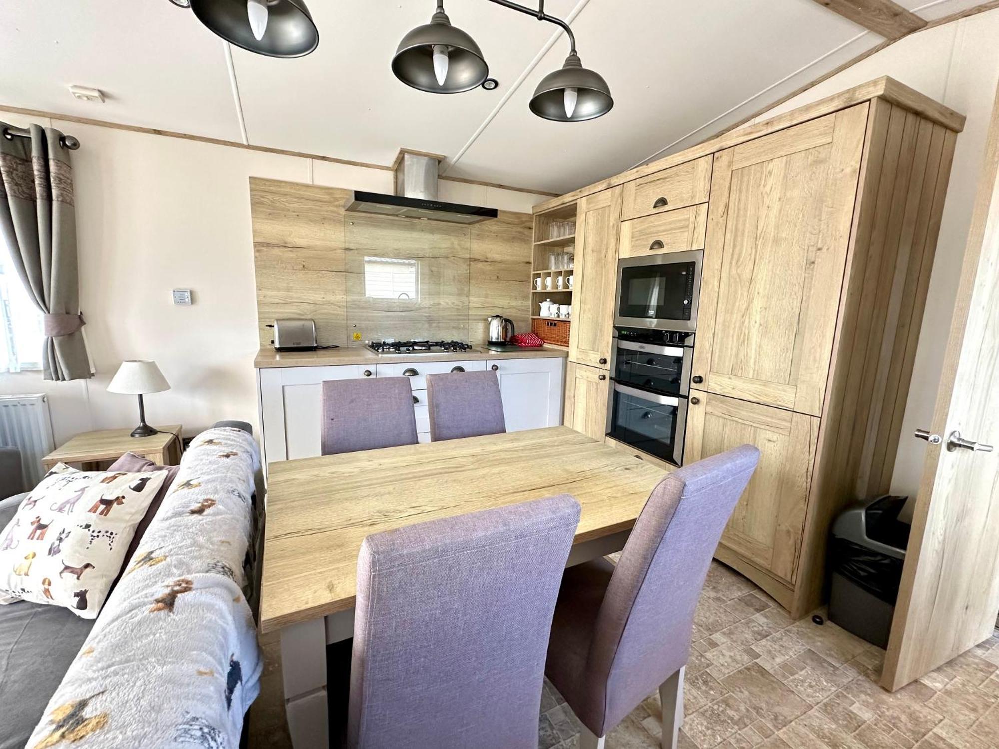 Paws Lodge, Hot Tub, Pet Friendly South Cerney Extérieur photo
