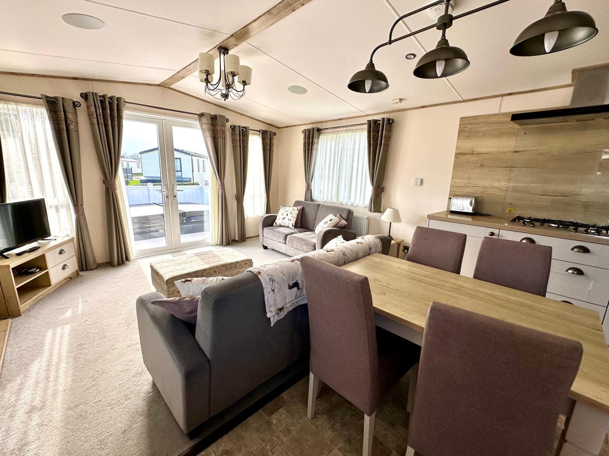 Paws Lodge, Hot Tub, Pet Friendly South Cerney Extérieur photo