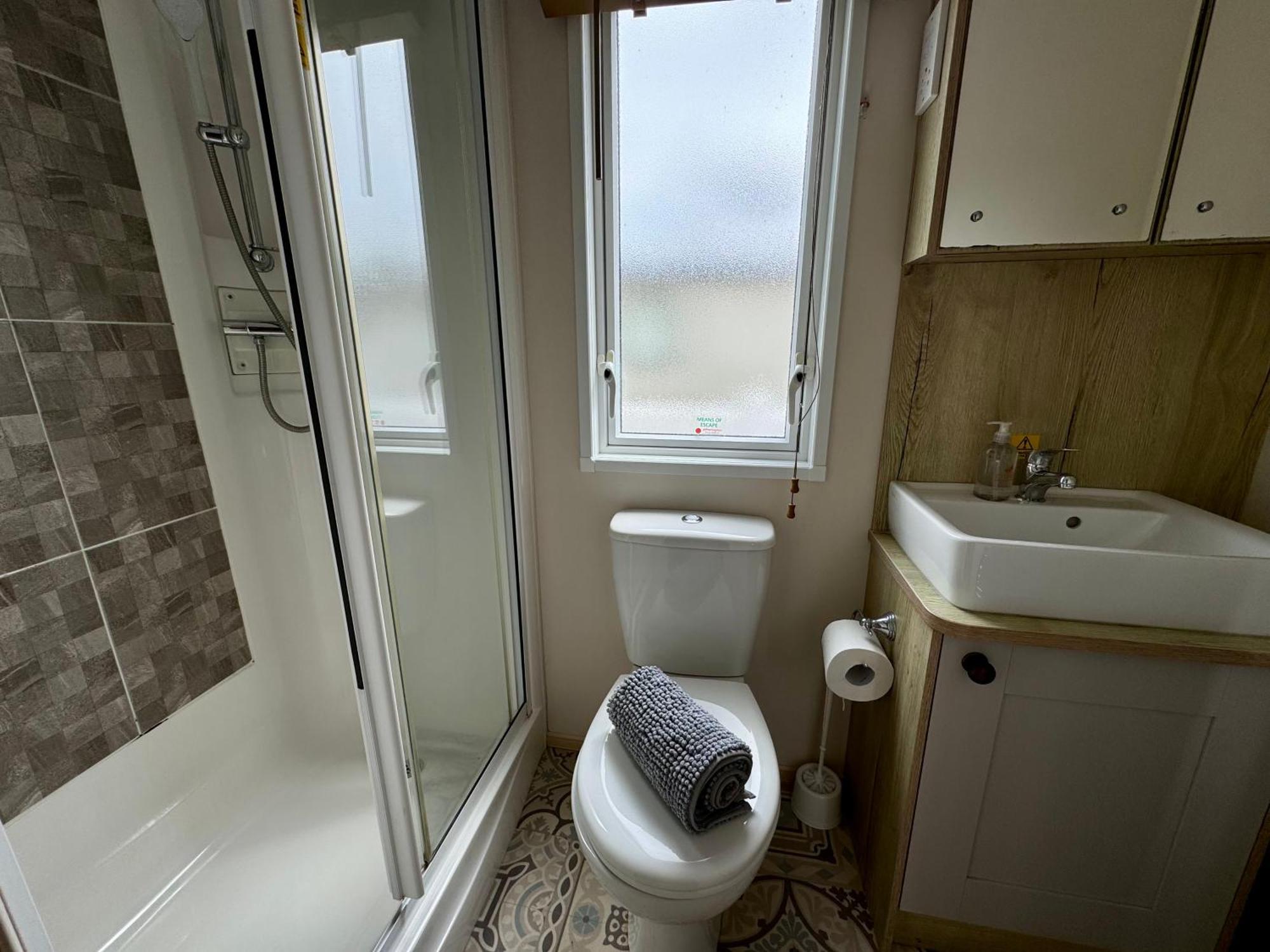 Paws Lodge, Hot Tub, Pet Friendly South Cerney Extérieur photo